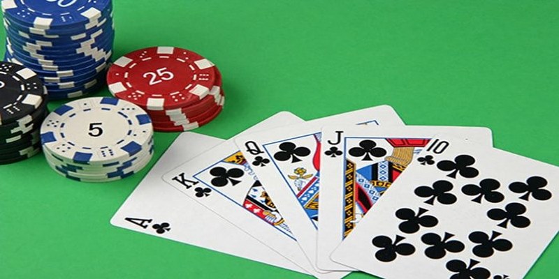 Poker 5 lá là tựa game đánh bài trực tuyến hấp dẫn và rất dễ chơi